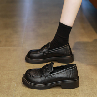 黑色乐福鞋女2026春季新款厚底一脚蹬jk通勤单鞋复古英伦风小皮鞋