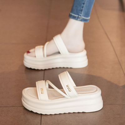 法式厚底增高凉拖鞋女夏外穿时尚高级感2025新款超火外出沙滩凉鞋