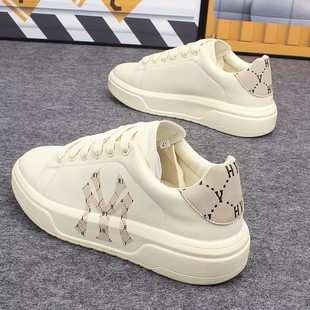 香港潮牌男鞋气垫鞋情侣小白鞋百搭轻便厚底增高运动休闲软底板鞋