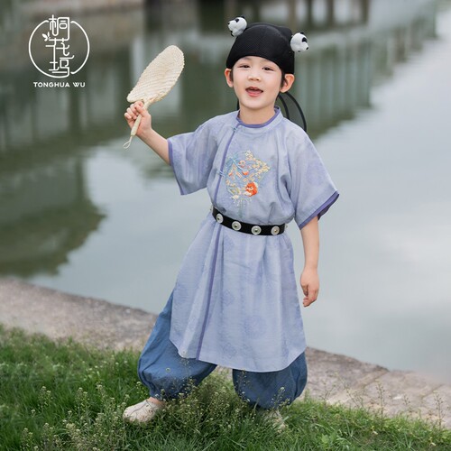 桐花坞男童夏季唐制圆领袍汉服