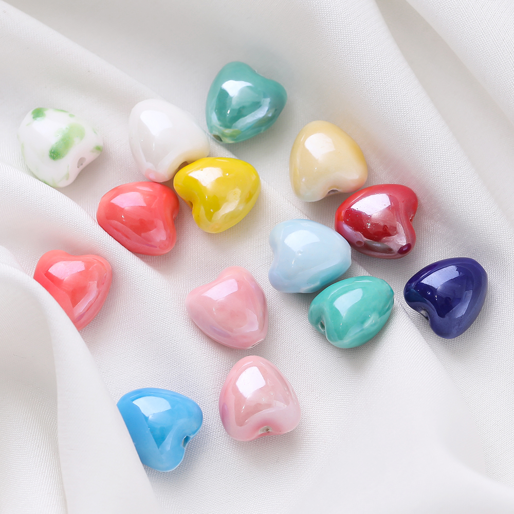 陶瓷立体亮面爱心桃心通孔珠子