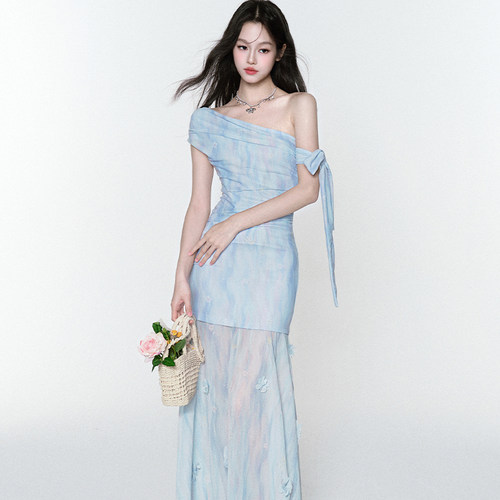 易碎商店蓝色立体花长裙