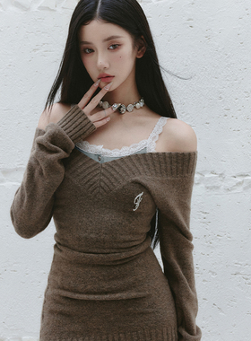 【现货】易碎商店·浪漫副刊 复古叠穿v领修身毛衣学院慵懒针织裙