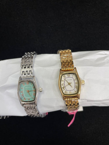 staccato简约时髦金属方形手表