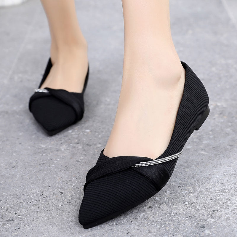 2026新款老北京布鞋女年轻款时尚洋气平底浅口单鞋软底舒适工作鞋