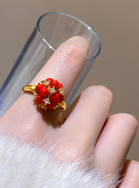 古里雅红色绣球珍珠戒指高级感