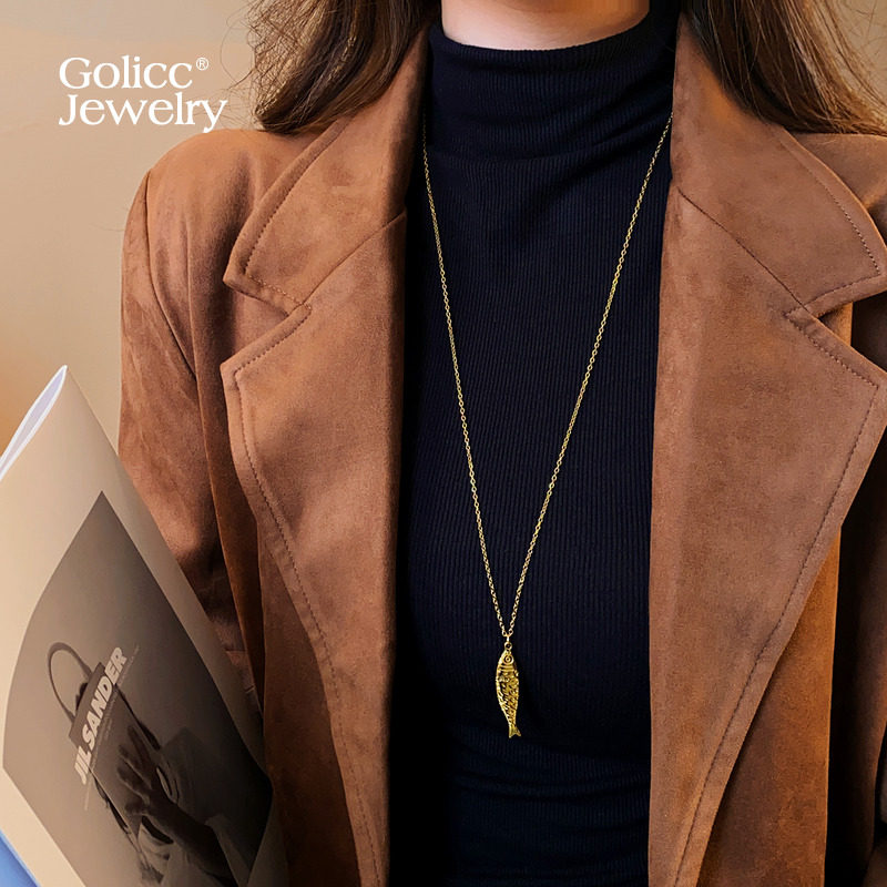 古里雅金色咸鱼翻身项链高级感