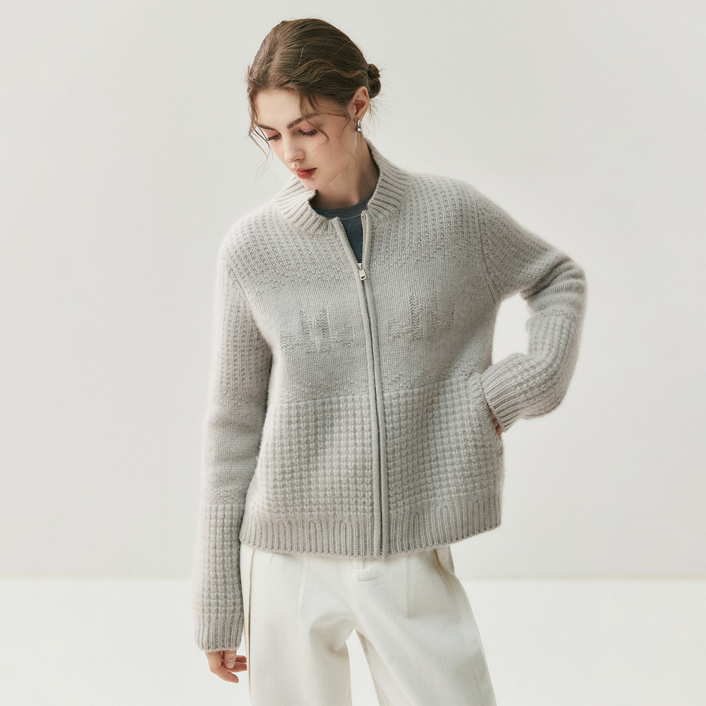 逆龄神器~765克重工加厚山羊绒开衫女25秋冬拉链宽松针织短款外套,女装/女士精品,羊绒衫,淘宝优惠券,粉丝福利购,淘宝优惠卷