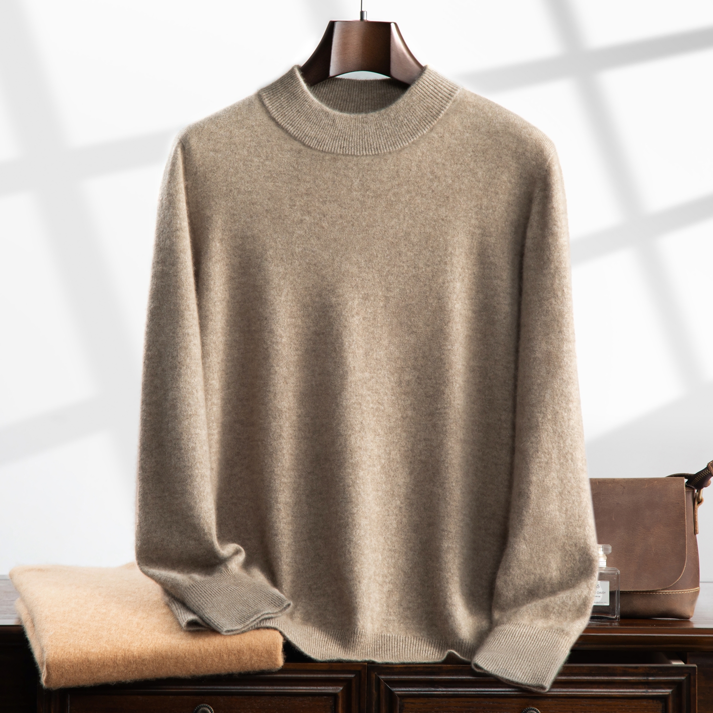 可机洗半高领100%山羊绒衫男毛衣