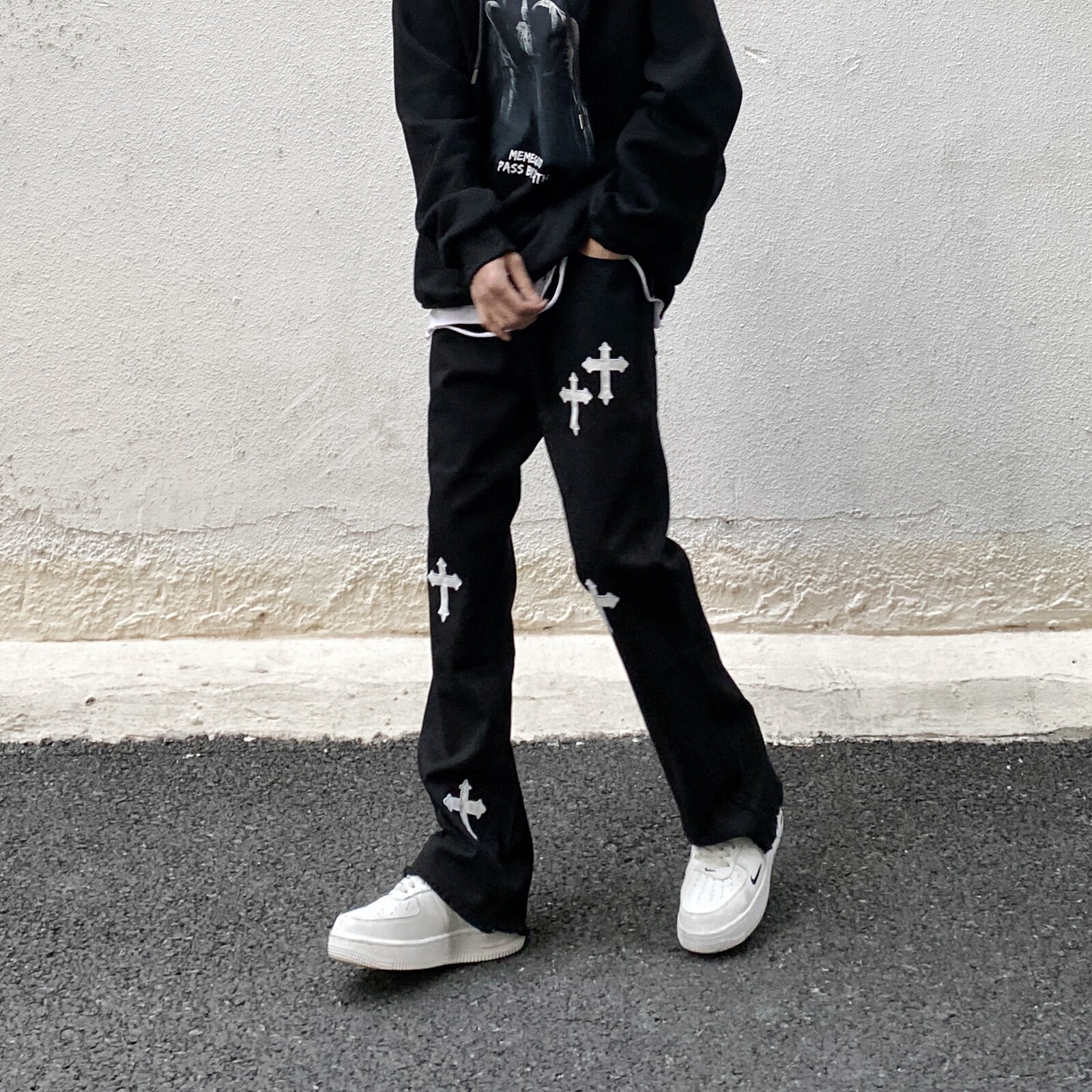 高街美式十字架刺绣黑色牛仔裤男宽松微喇叭vibe嘻哈毛边显瘦裤子