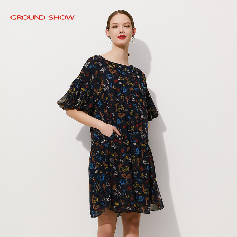 Ground Show/阁兰秀黑色数码印花连衣裙五分灯笼袖A字裙典雅舒适怎么看?