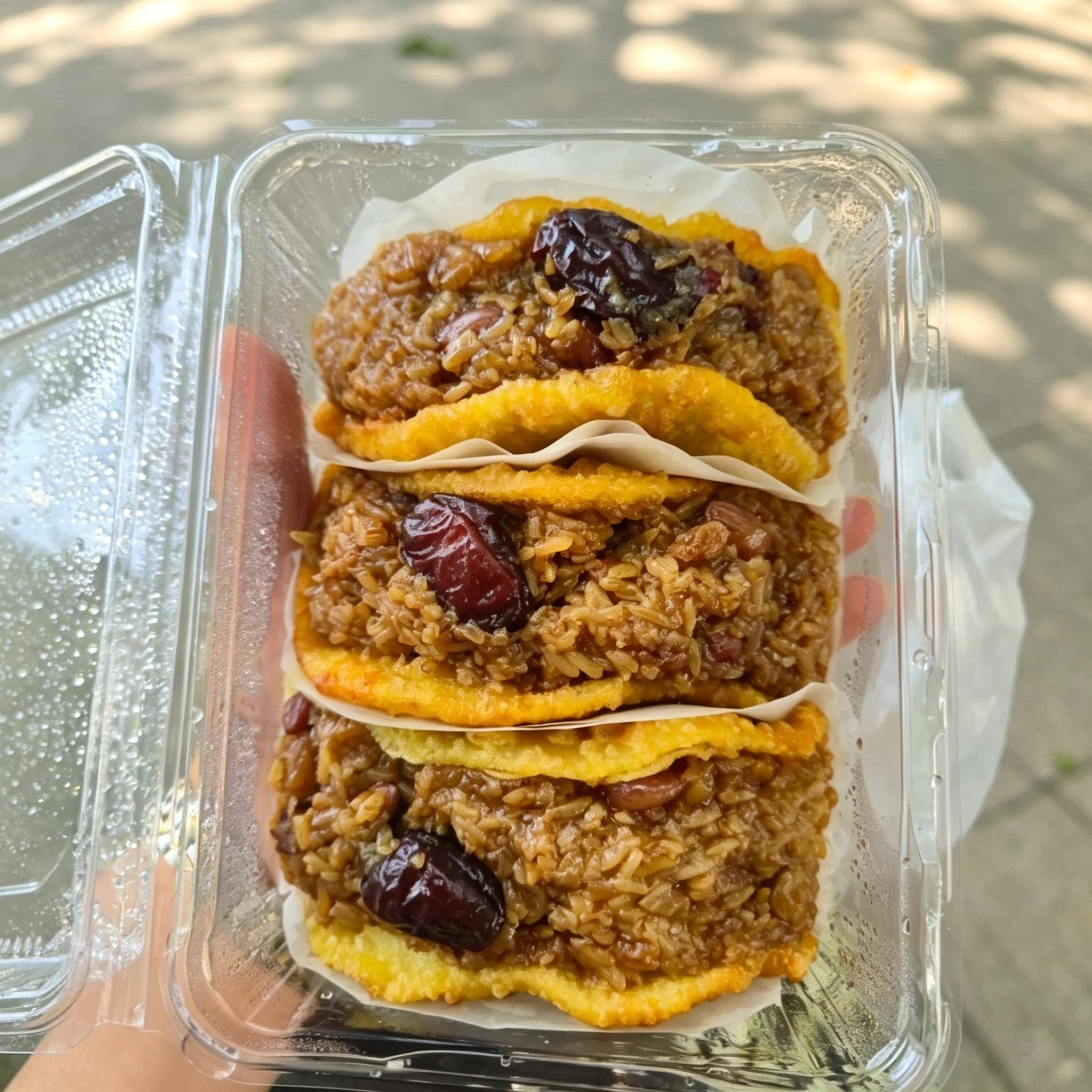 油饼卷糕甘肃特产油饼子卷糕特色