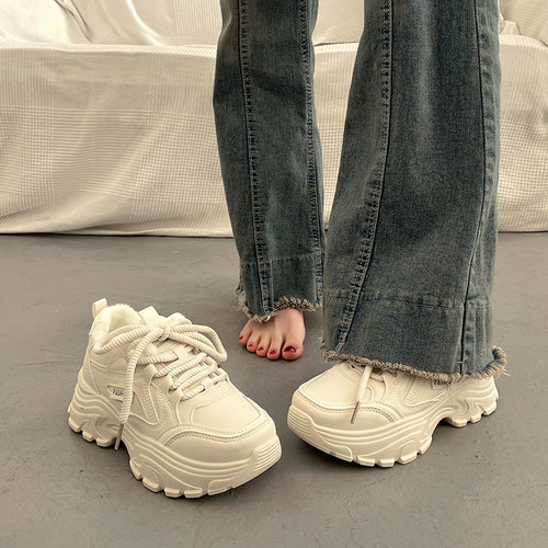 小白鞋女秋冬新款加绒运动老爹鞋