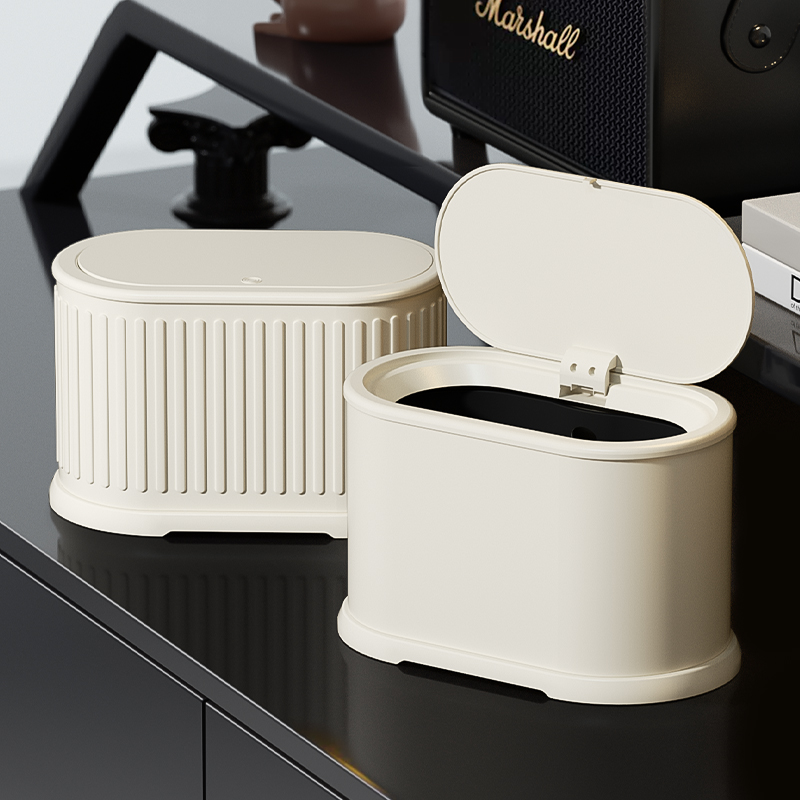 桌面垃圾桶家用2025新款客厅厨房化妆室卧室带盖子轻奢高颜值不锈