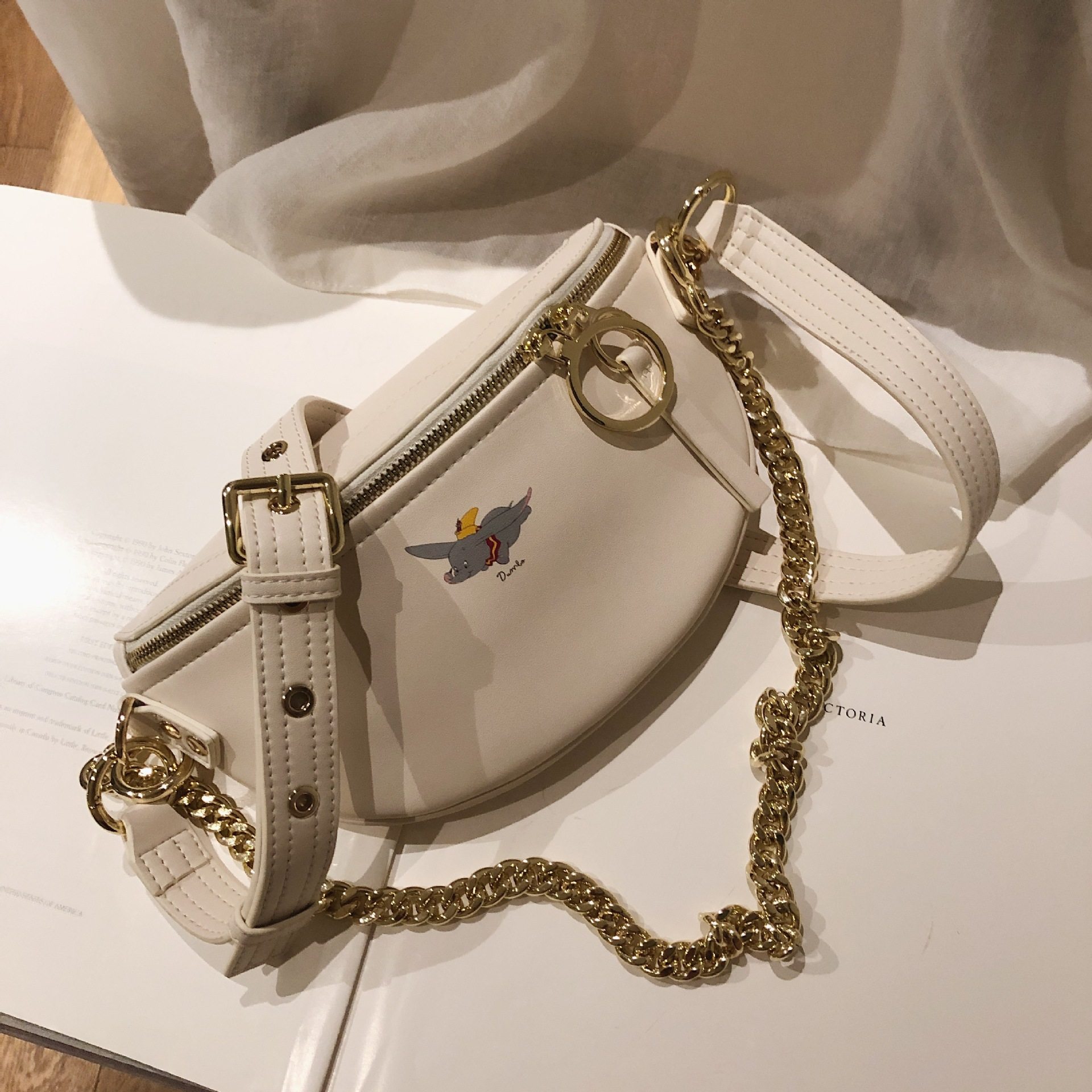 南风包包2020新款潮小飞象腰包惠淘2019新款2020胸包女潮ins女包