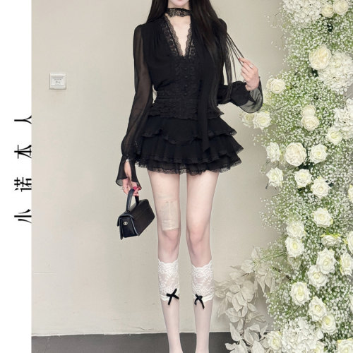 小诺本人v领长袖衬衫2025新款蕾丝拼接短上衣高腰蓬蓬裙套装25432