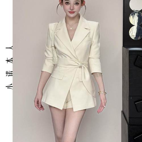 小诺本人高级感西装裙2025春收腰显瘦中长款西服高腰短裤套装2569