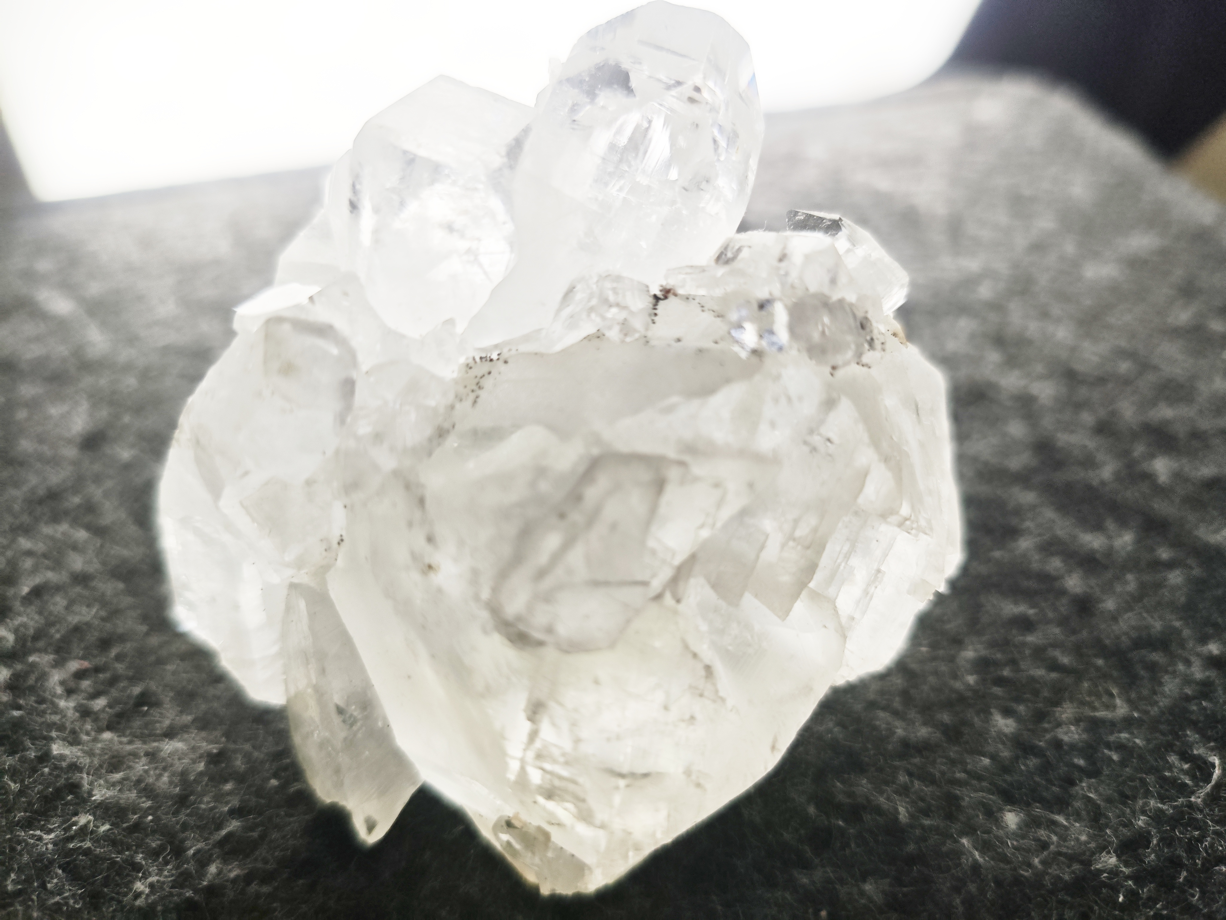 天然鱼眼石原石摆件高冰透全晶体玻璃体大晶牙矿标桌摆配件