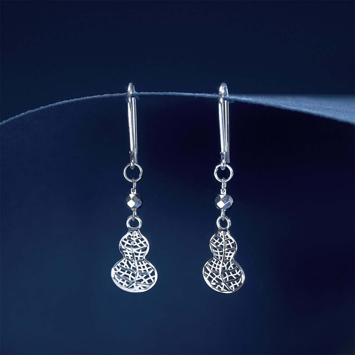 Meluxe美奈 Pt950铂金葫芦镂空耳饰白金耳环时尚百搭女款送女友