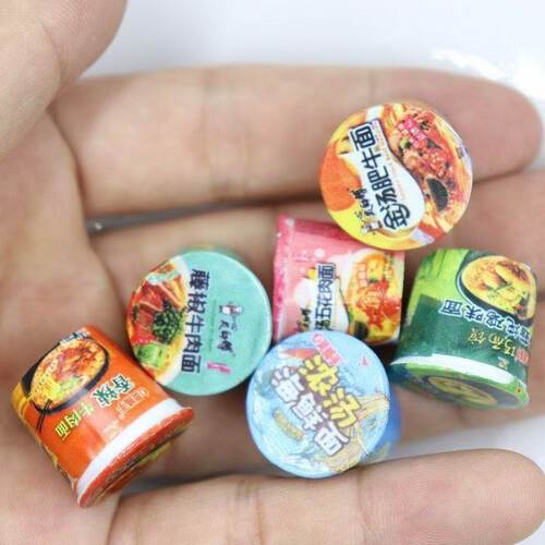 多图案迷你桶装方便面微缩食玩配件仿真食物模型娃屋布景摆件手工