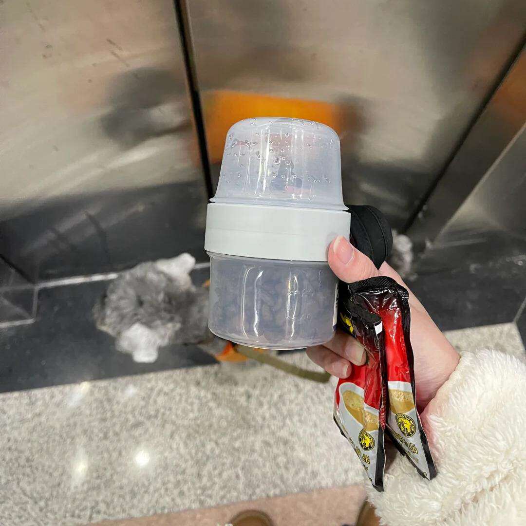 宠物狗外出水杯水壶零食盒便携喝水喂食器猫狗粮盒便携式小巧装粮