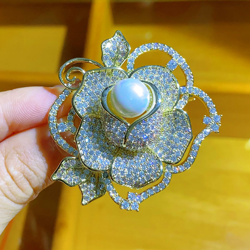 高档重工设计感玫瑰花胸针