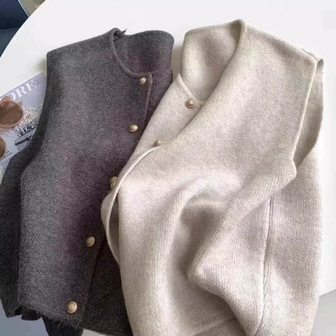 马甲背心宽松针织衫百搭套头时尚新款薄款打底休闲内搭圆领单排扣