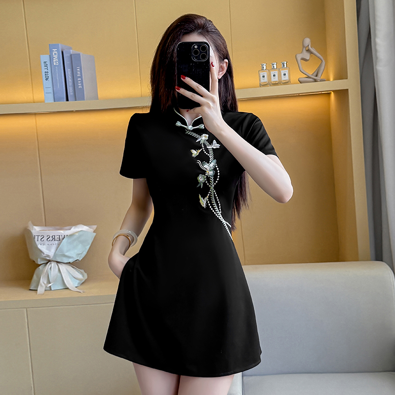 实拍夏季新款新中式绣花改良旗袍收腰显瘦性感时尚套装两件套