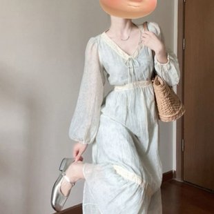 木槿蓝法式复古温柔V领连衣裙女秋季长袖收腰碎花长裙