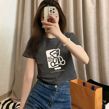 深灰色正肩T恤女夏季宽松修身显瘦短袖小熊印花短款辣妹上衣ins潮