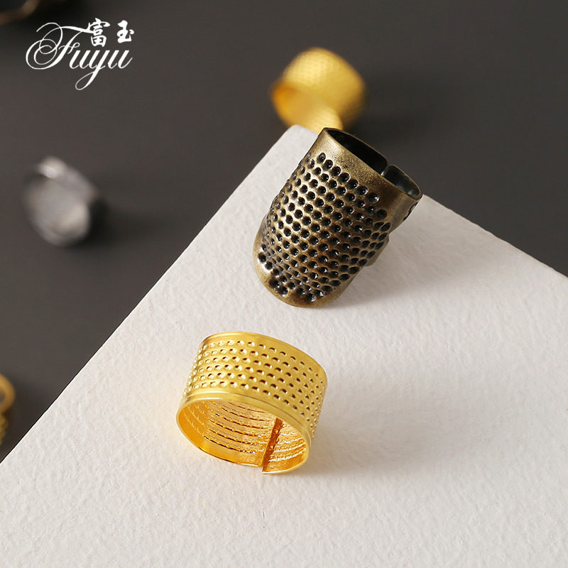 家用顶针箍刺绣银色工具手指套图片