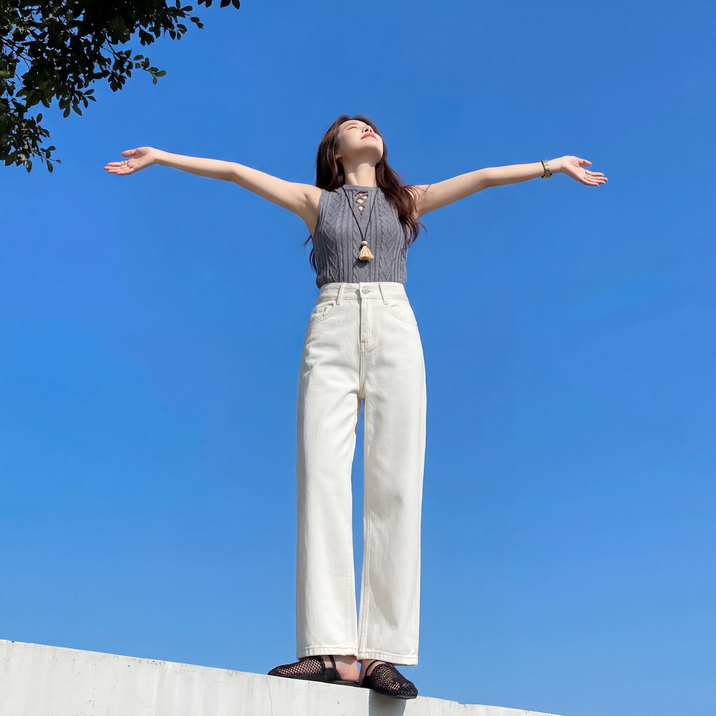 白色九分天丝直筒牛仔裤女法棍裤夏季薄款高腰显瘦垂感冰丝阔腿裤