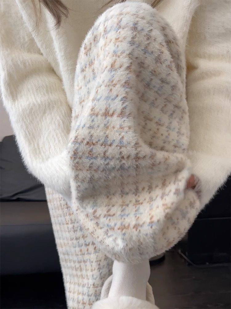 千鸟格白色阔腿裤女秋冬季新款绒绒裤糯米裤垂坠感慵懒加绒格子裤