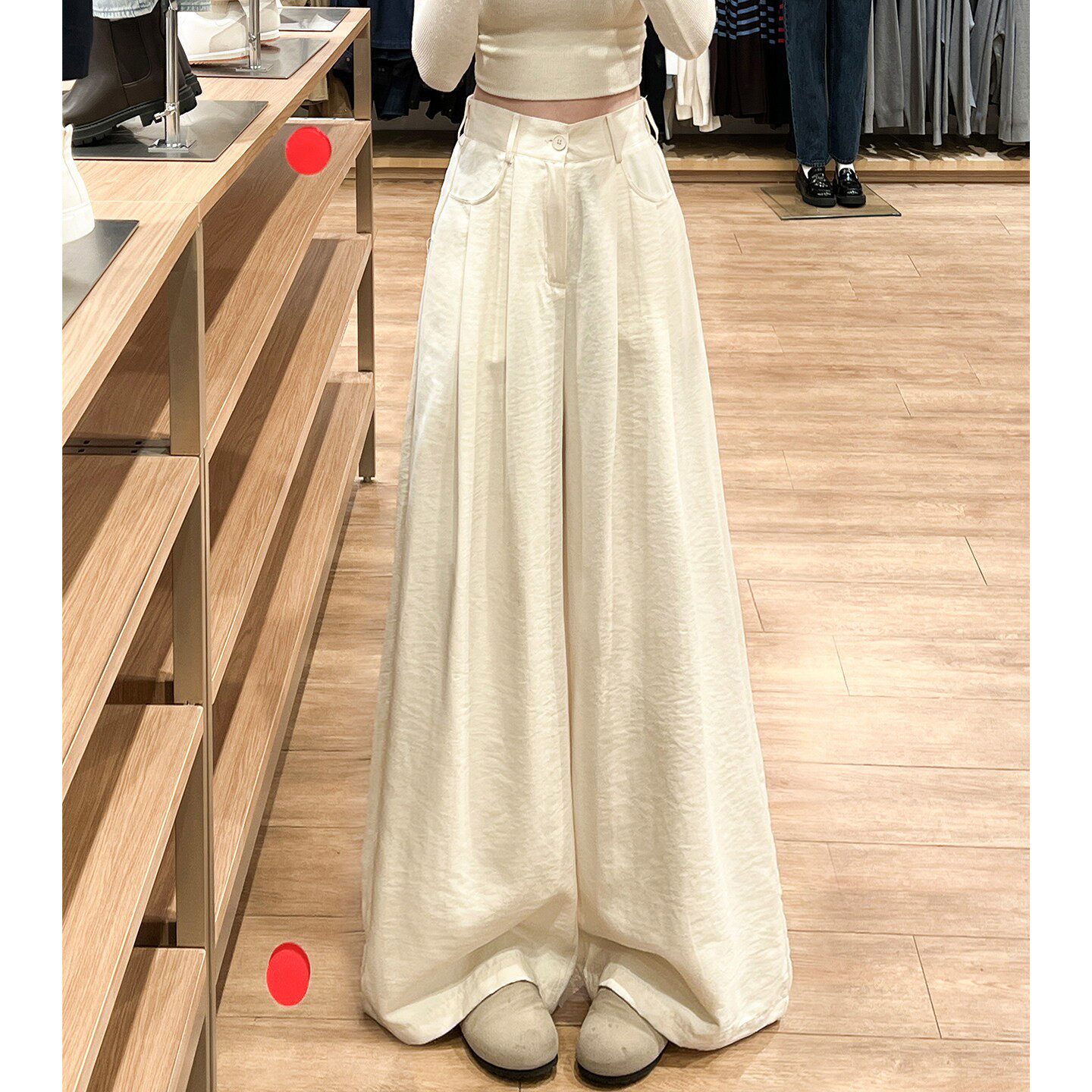 米白色奶芙西装裤女春季2026新款慵懒风高腰宽松垂感休闲阔腿裤