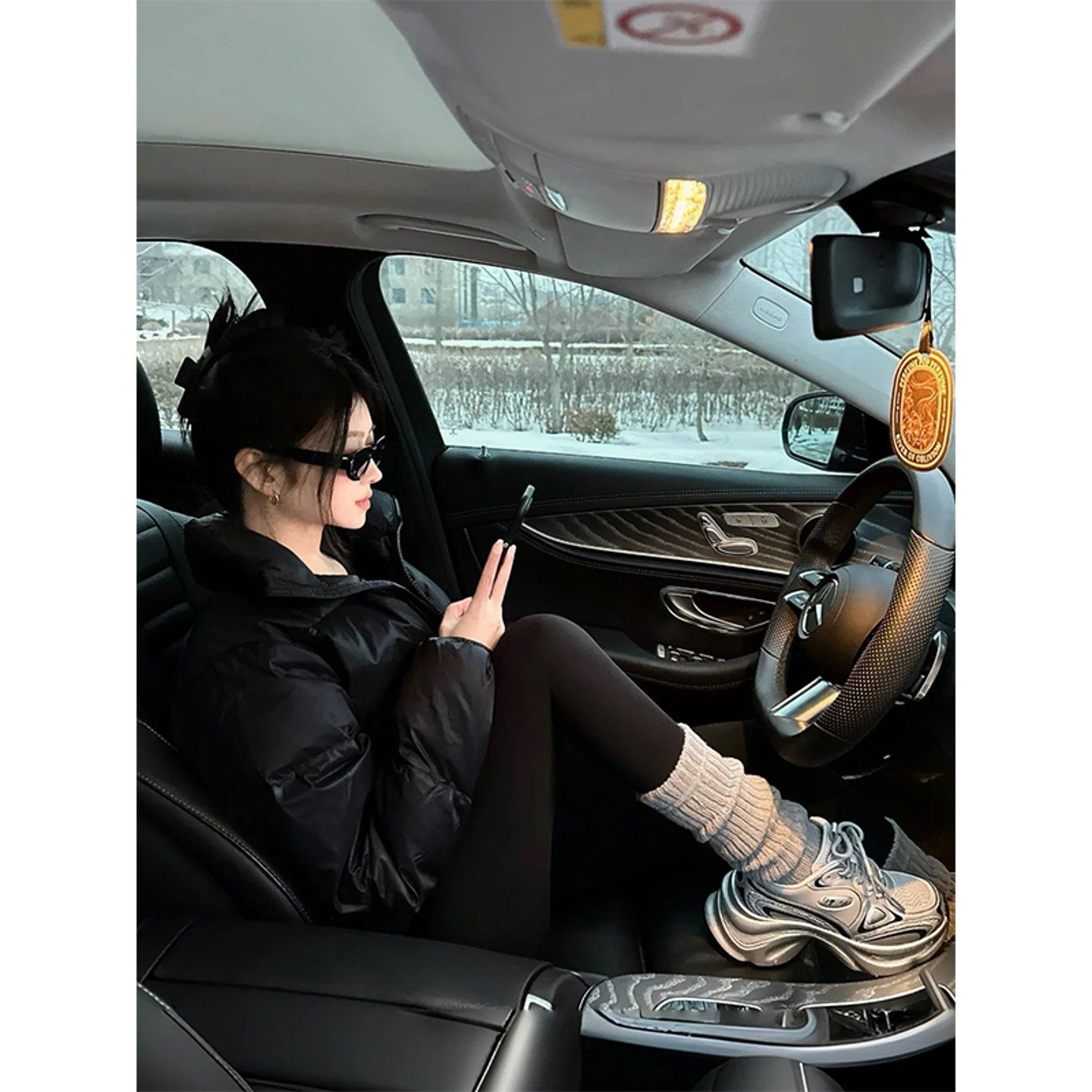 配鲨鱼裤的灰色袜套女堆堆袜子秋冬季雪地靴中筒袜y2k腿套小腿袜