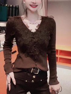 咖色V领蕾丝打底衫女秋冬洋气内搭修身加绒加厚保暖欧货小衫上衣