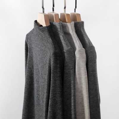 灰色高领打底衫女秋冬配大衣的内搭高级感加绒加厚大码上衣1125e