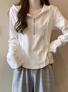 白色连帽长袖T恤女春秋新款内搭打底衫休闲百搭卫衣帽衫短0106r1