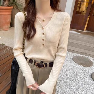 上衣1009c 时髦洋气v领针织衫 杏色内搭毛衣打底衫 女秋冬新款