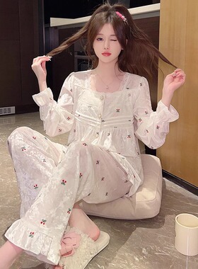 金丝绒甜美睡衣女款秋冬季2026年新款蕾丝花边长袖保暖家居1123r