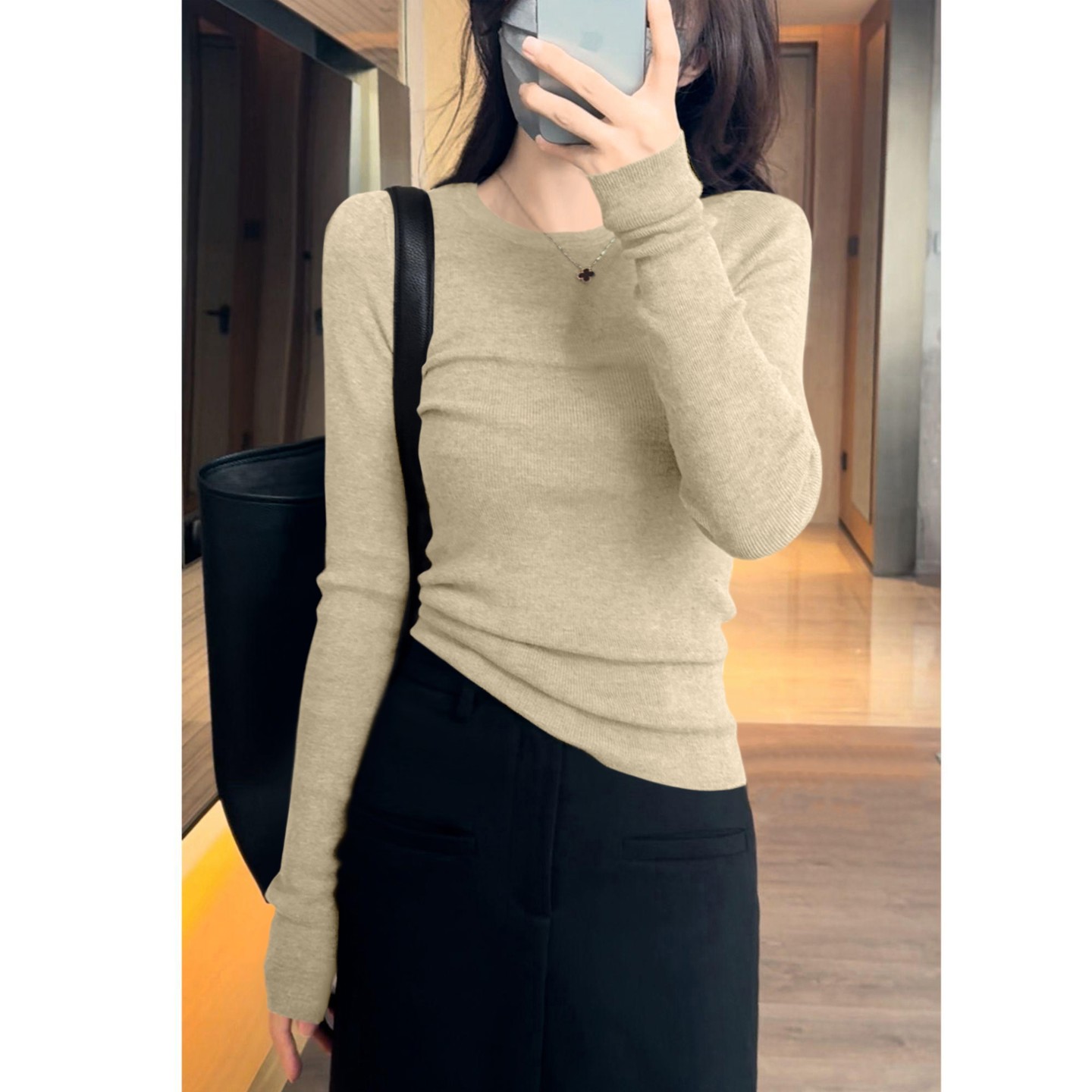 杏色圆领长袖针织衫女秋冬毛衣洋气套头内搭打底衫上衣1206r