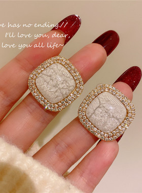 韩国女银镶钻轻奢高级感复古宫廷小香风白色耳钉环女时尚方形耳饰