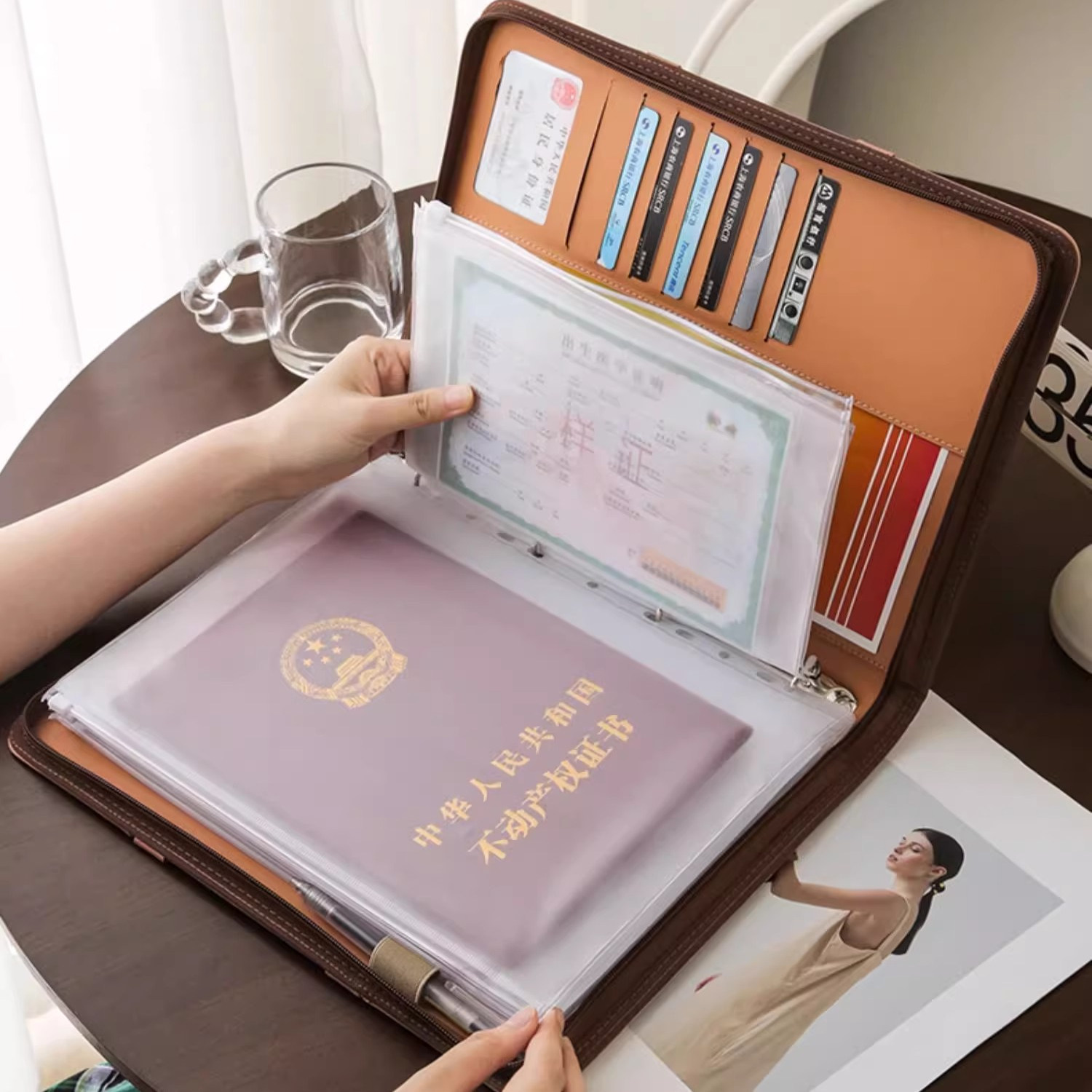 家用证件收纳包出生证家庭重要房本文件袋户口本证书保护套册卡包