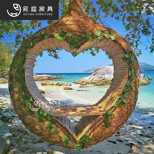 巴厘岛网红鸟巢秋千景区婚纱拍摄道具创意悬挂圆形床户外民宿鸟巢