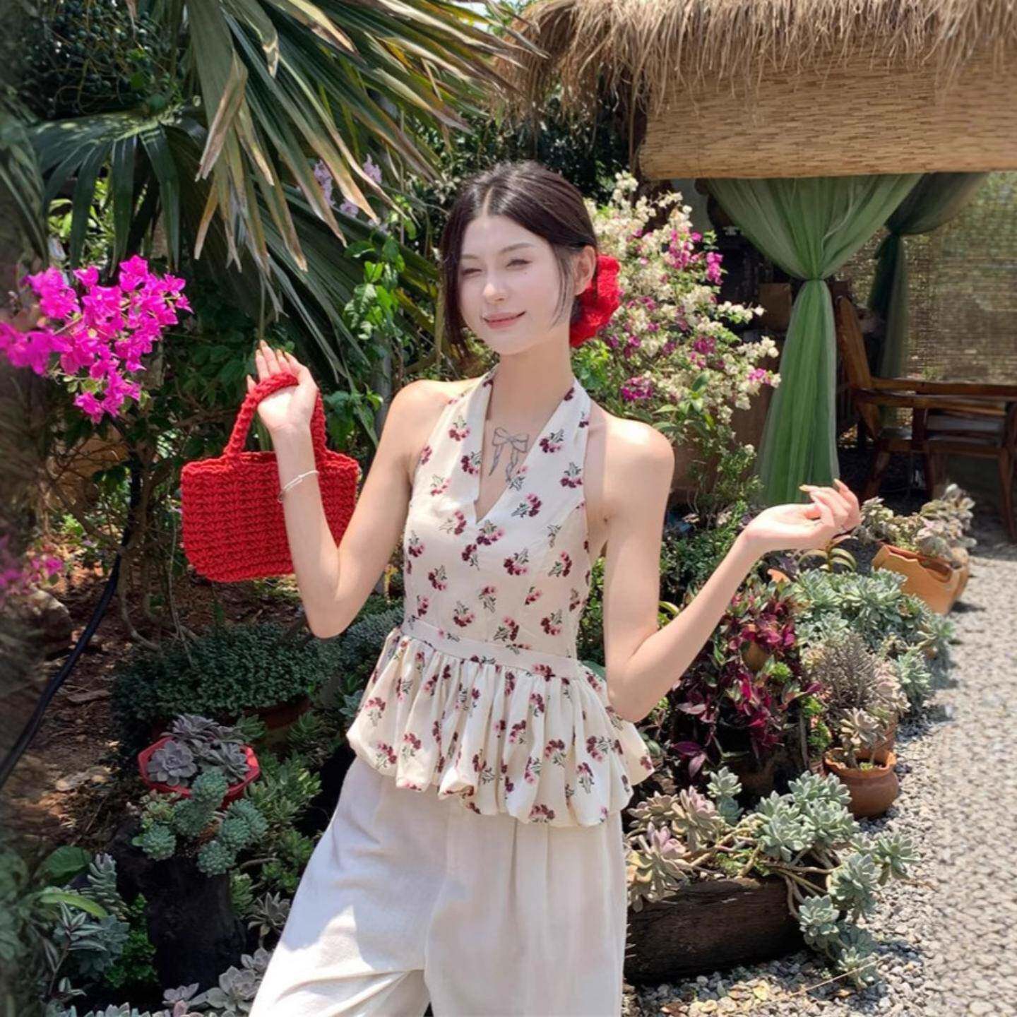 复古甜美风碎花V领露背挂脖背心
