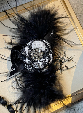 杨杨babytime 超多鸵鸟毛！香奶奶山茶花镶钻大鲨鱼羽毛抓夹精致