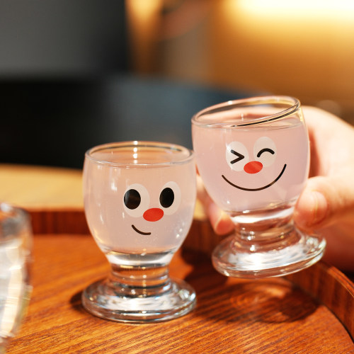 原创大眼仔表情玻璃小白酒高脚杯
