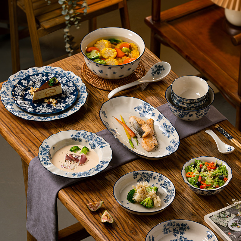 迦蓝碗碟套装家用2024新款复古轻奢高级感餐具釉下彩碗盘子米饭碗