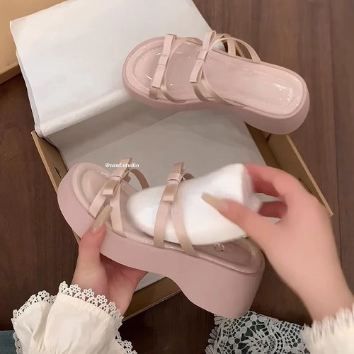 香港MK&DK防滑厚底坡跟凉拖鞋女2025新款夏季外穿蝴蝶结一字拖鞋