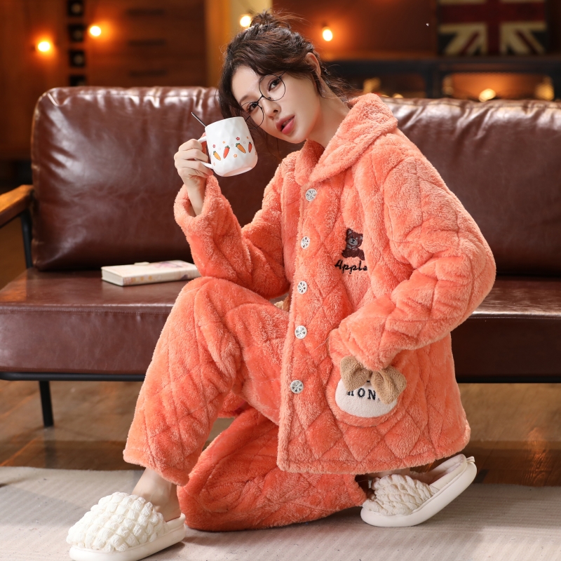 睡衣女冬季三层加厚夹棉珊瑚